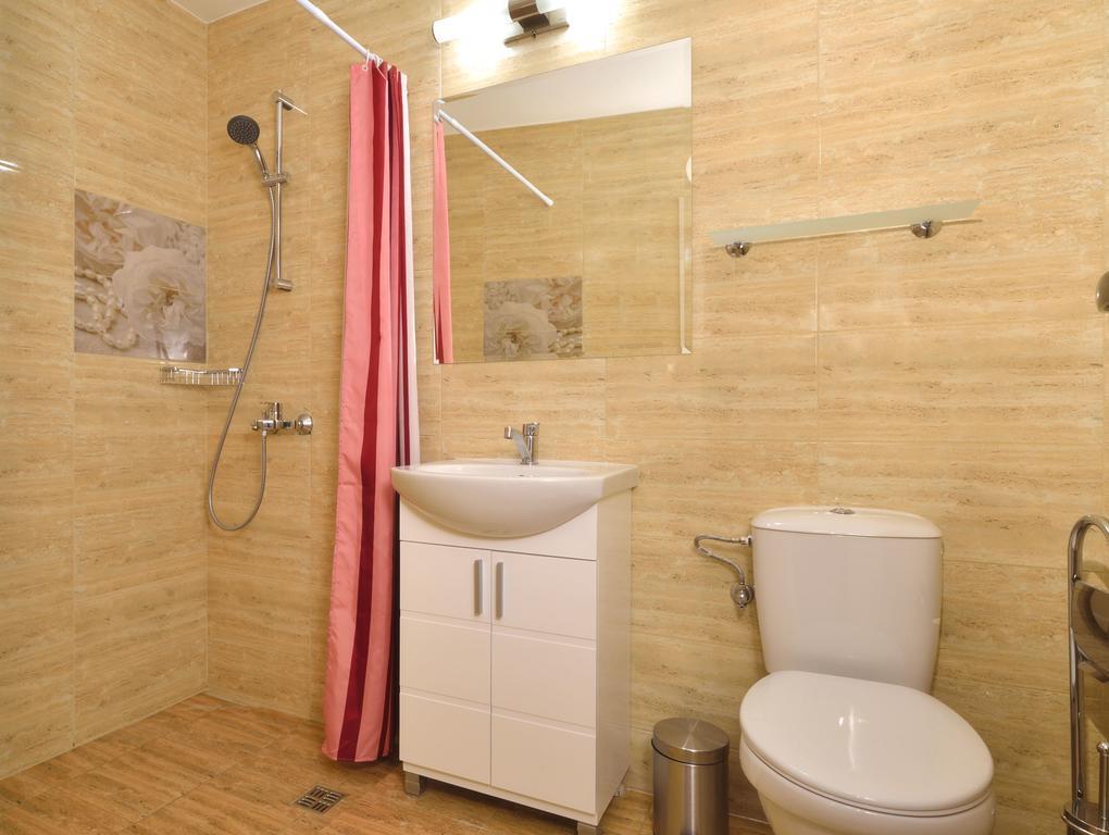 Central Studio #3 Burgas ภายนอก รูปภาพ